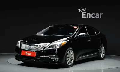Hyundai Grandeur · 2015 год
