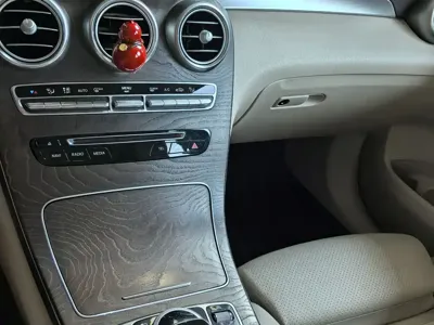 Mercedes-Benz GLC 2018, 100000 км, за 19099.1 USD - фото 9