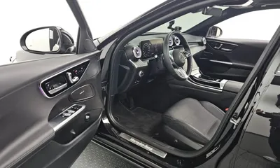 Mercedes-Benz C-Class 2024, 23754 км, за 29402.04 USD - фото 11