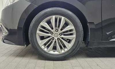Hyundai Grandeur 2017, 121497 км, за 4690.56 USD