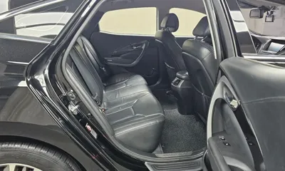 Hyundai Grandeur 2017, 121497 км, за 4690.56 USD - фото 11
