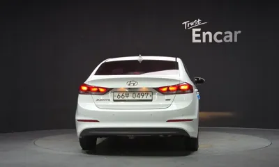 Hyundai Avante 2016, 38711 км, за 6707.04 USD
