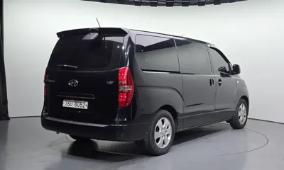 Hyundai Starex 2019, 80408 км, за 11854.29 USD