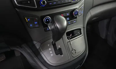 Hyundai Starex 2019, 80408 км, за 11854.29 USD - фото 9