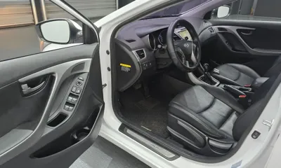Hyundai Avante 2015, 129494 км, за 3931.99 USD - фото 10