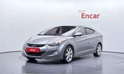 Hyundai Avante · 2012 год