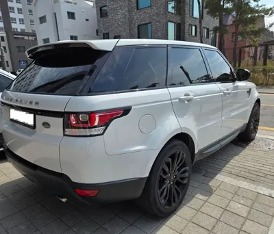 Land Rover Range Rover Sport 2016, 130000 км, за 18167.6 USD