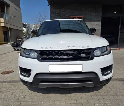 Land Rover Range Rover Sport 2016, 130000 км, за 18167.6 USD