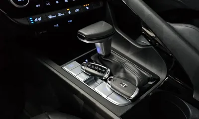 Hyundai Avante 2021, 59763 км, за 10634.11 USD - фото 9