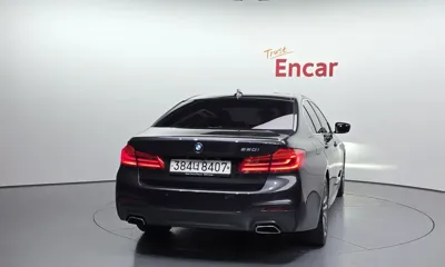 BMW 5-Series 2020, 51198 км, за 20446.69 USD