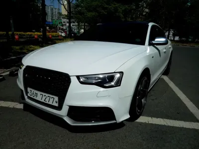 Audi A5 2013, 119871 км, за 6494.18 USD