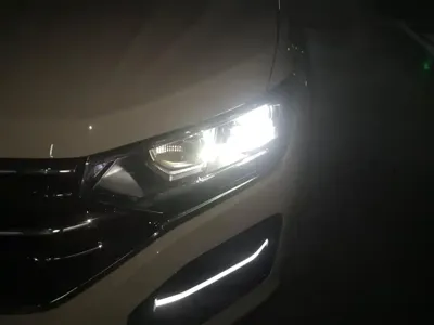 Volkswagen Tayron 2022, 64100 км, за 15618.31 USD
