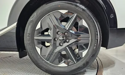 Kia EV6 2025, 23037 км, за 28160.69 USD - фото 21