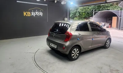 Kia Morning 2013, 115843 км, за 2145.22 USD