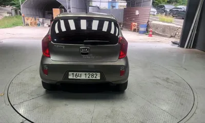 Kia Morning 2013, 115843 км, за 2145.22 USD