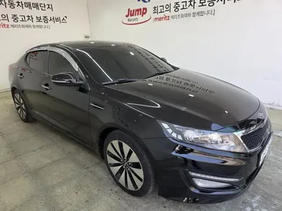 Kia K5 2011, 160634 км, за 2822.63 USD