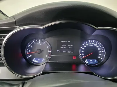 Kia K5 2011, 160634 км, за 2822.63 USD - фото 8