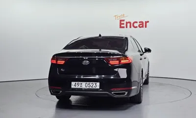 Kia K7 2016, 208906 км, за 4293.52 USD