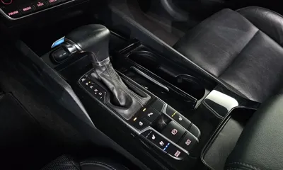 Kia K7 2016, 208906 км, за 4293.52 USD - фото 9