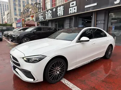Mercedes-Benz C-Class 2022, 96000 км, за 23314.34 USD