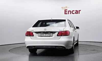 Mercedes-Benz E-Class 2014, 153957 км, за 5993.49 USD