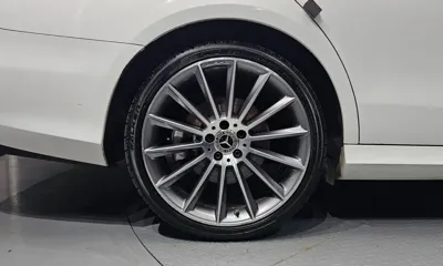 Mercedes-Benz E-Class 2021, 95844 км, за 22687.37 USD