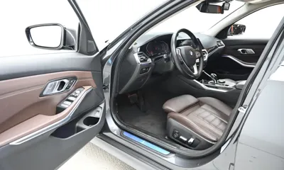 BMW 3-Series 2021, 60579 км, за 18054.76 USD - фото 11