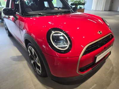 MINI Cooper · 2026 год
