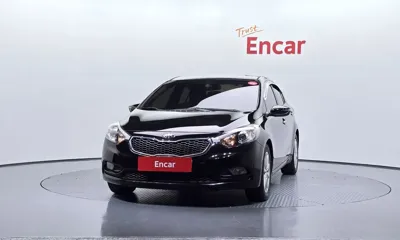 Kia K3 2015, 88772 км, за 4426.82 USD