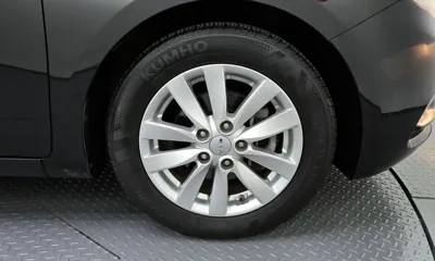 Kia K3 2015, 88772 км, за 4426.82 USD