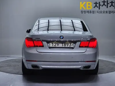 BMW 7-Series 2015, 268862 км, за 6544.16 USD