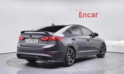 Hyundai Avante 2018, 123370 км, за 6104.77 USD