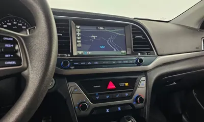 Hyundai Avante 2018, 123370 км, за 6055.87 USD - фото 18