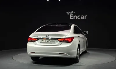 Hyundai Sonata 2013, 137152 км, за 3705.39 USD - фото 4