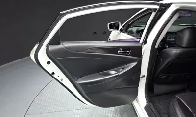 Hyundai Sonata 2013, 137152 км, за 3705.39 USD - фото 25