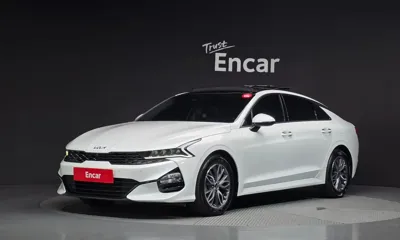 Kia K5 · 2023 год