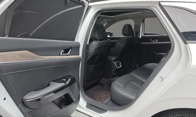 Kia K5 2023, 53175 км, за 26384.38 USD - фото 31