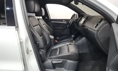 Volkswagen Tiguan 2014, 111105 км, за 7598.28 USD - фото 11
