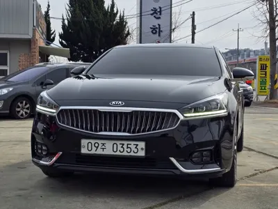 Kia K7 · 2017 год