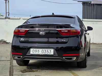 Kia K7 2017, 141000 км, за 6248.36 USD