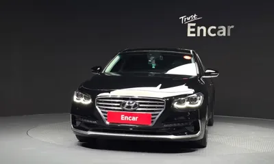 Hyundai Grandeur 2017, 119333 км, за 9383.3 USD
