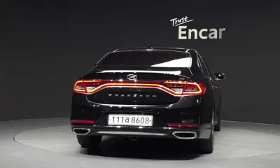Hyundai Grandeur 2017, 119333 км, за 9383.3 USD