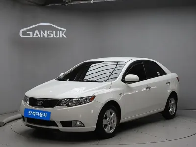 Kia Porte 2012, 117090 км, за 1641.07 USD