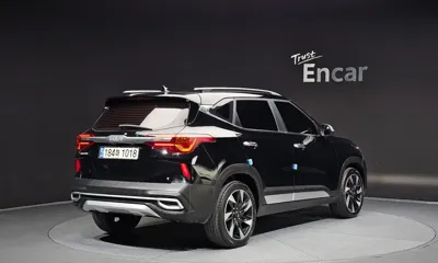 Kia Seltos 2023, 73994 км, за 14529.24 USD