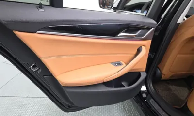 BMW 5-Series 2020, 47616 км, за 16576.73 USD - фото 25