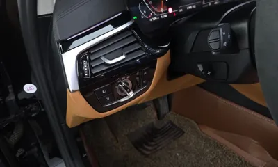 BMW 5-Series 2020, 47616 км, за 16576.73 USD - фото 27