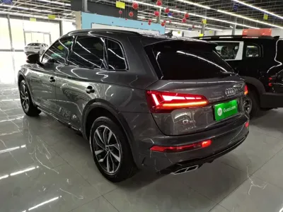 Audi Q5L 2025, 10000 км, за 36903.2 USD