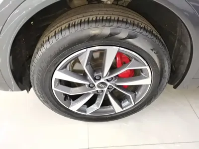 Audi Q5L 2025, 10000 км, за 36903.2 USD - фото 23