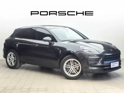 Porsche Macan 2024, 30000 км, за 58115.02 USD
