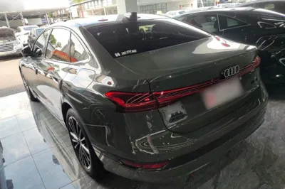Audi Audi A6L e-tron 2026, 4500 км, за 46758 USD